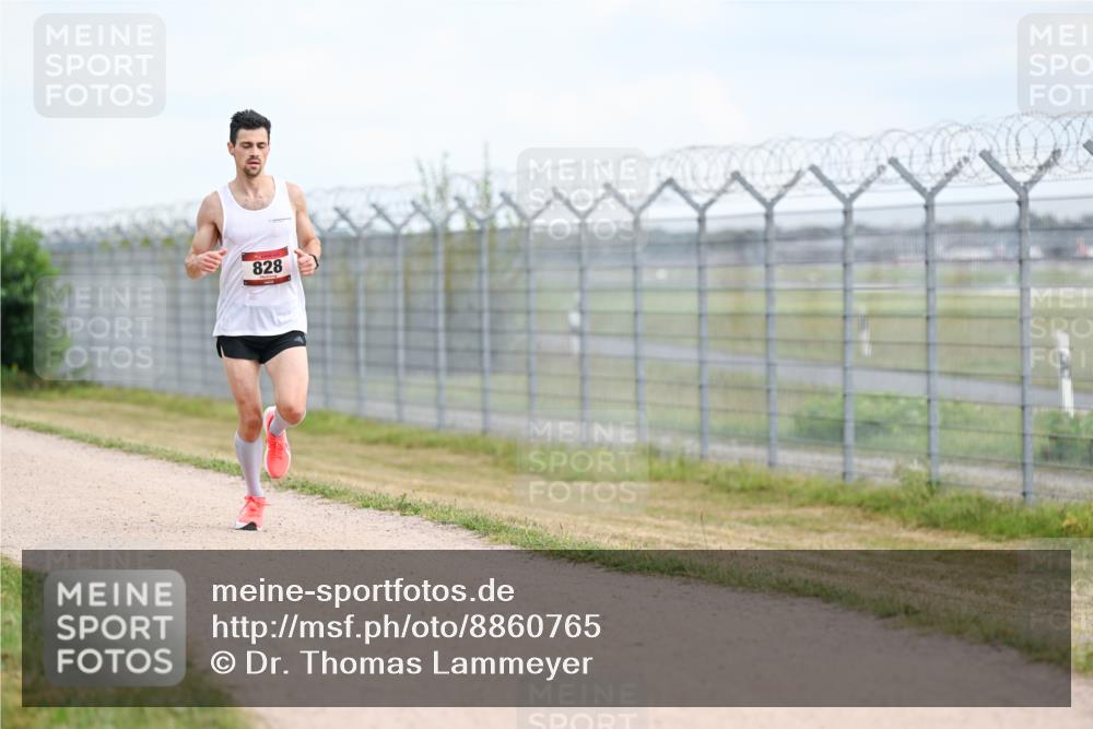 14.09.2025 - Airport Race Dr. Thomas Lammeyer http://msf.ph/oto/8860765 14.09.2025 11:49:58 Laufen 828 meine-sportfotos.de