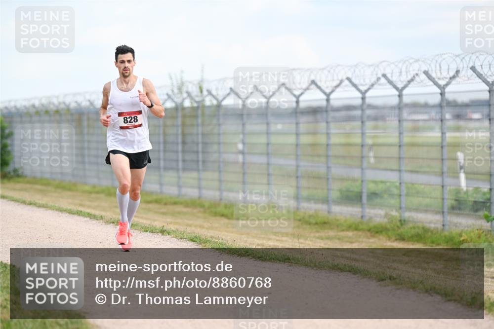 14.09.2025 - Airport Race Dr. Thomas Lammeyer http://msf.ph/oto/8860768 14.09.2025 11:49:59 Laufen 828 meine-sportfotos.de