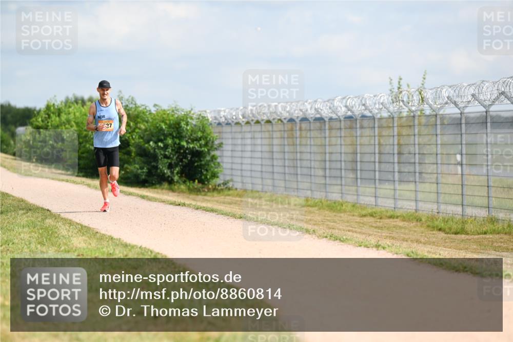 14.09.2025 - Airport Race Dr. Thomas Lammeyer http://msf.ph/oto/8860814 14.09.2025 11:50:53 Laufen 27 meine-sportfotos.de