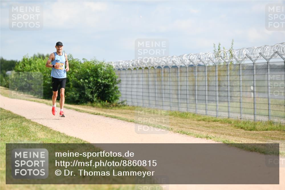 14.09.2025 - Airport Race Dr. Thomas Lammeyer http://msf.ph/oto/8860815 14.09.2025 11:50:53 Laufen 7 meine-sportfotos.de