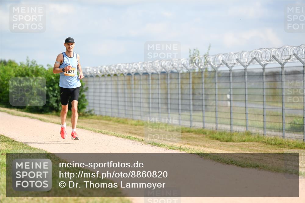 14.09.2025 - Airport Race Dr. Thomas Lammeyer http://msf.ph/oto/8860820 14.09.2025 11:50:55 Laufen 1527 meine-sportfotos.de