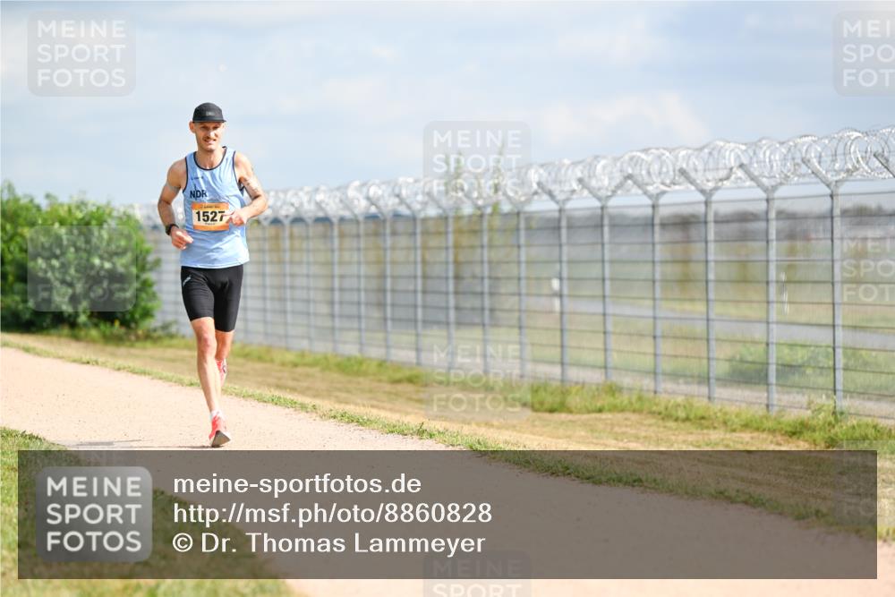 14.09.2025 - Airport Race Dr. Thomas Lammeyer http://msf.ph/oto/8860828 14.09.2025 11:50:56 Laufen 1527 meine-sportfotos.de