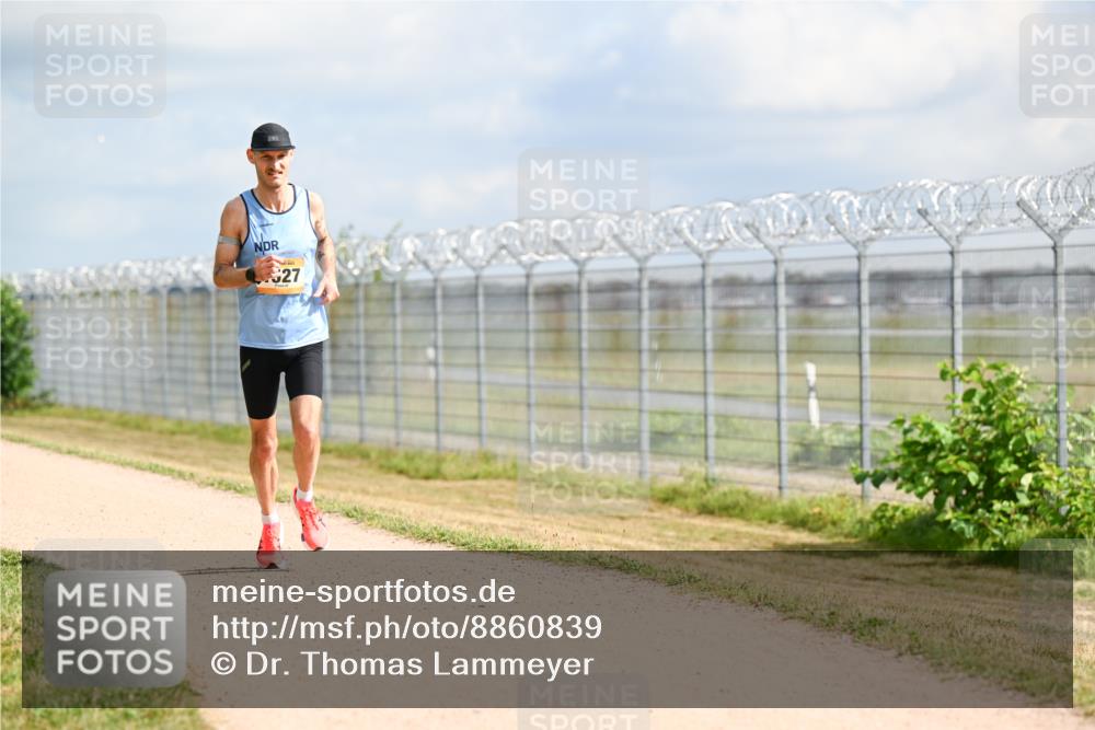 14.09.2025 - Airport Race Dr. Thomas Lammeyer http://msf.ph/oto/8860839 14.09.2025 11:50:58 Laufen 27 meine-sportfotos.de