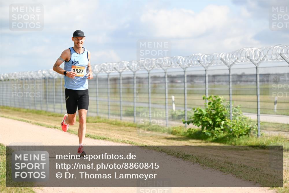 14.09.2025 - Airport Race Dr. Thomas Lammeyer http://msf.ph/oto/8860845 14.09.2025 11:50:58 Laufen 1527 meine-sportfotos.de