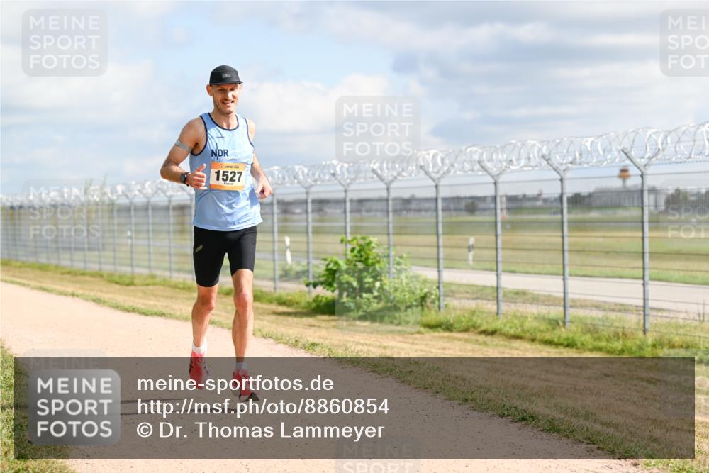 14.09.2025 - Airport Race Dr. Thomas Lammeyer http://msf.ph/oto/8860854 14.09.2025 11:51:00 Laufen 1527 meine-sportfotos.de