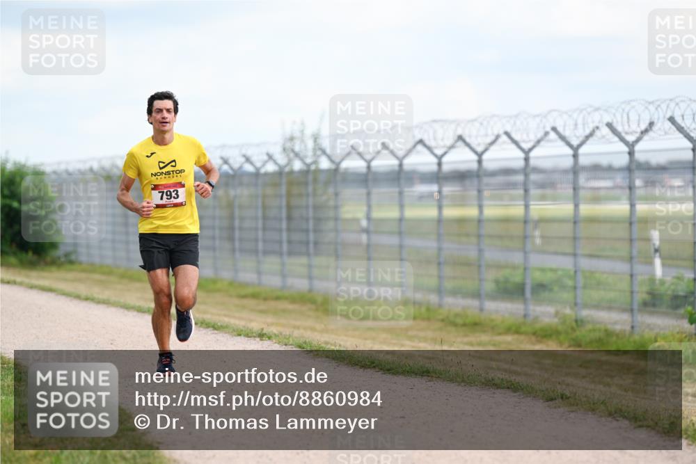 14.09.2025 - Airport Race Dr. Thomas Lammeyer http://msf.ph/oto/8860984 14.09.2025 11:53:20 Laufen 793 meine-sportfotos.de
