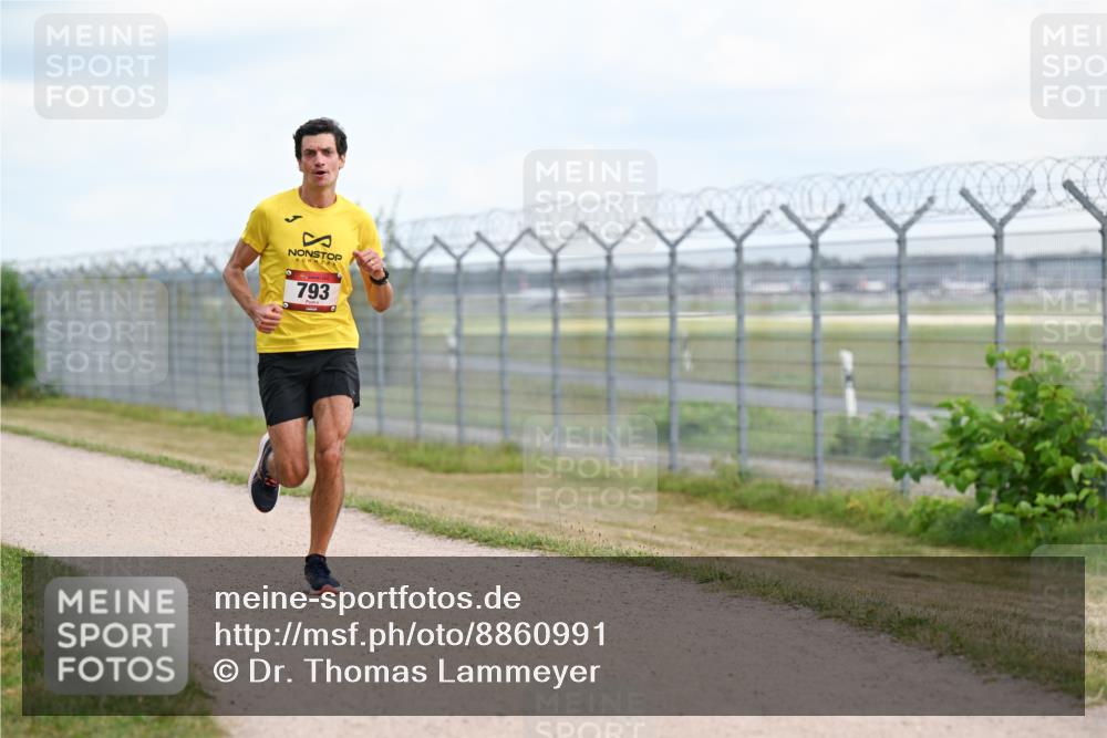 14.09.2025 - Airport Race Dr. Thomas Lammeyer http://msf.ph/oto/8860991 14.09.2025 11:53:21 Laufen 793 meine-sportfotos.de