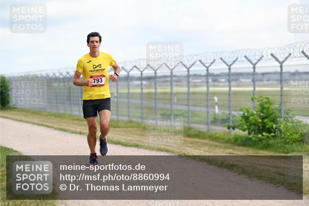 14.09.2025 - Airport Race Dr. Thomas Lammeyer http://msf.ph/oto/8860994 14.09.2025 11:53:21 Laufen 793 meine-sportfotos.de