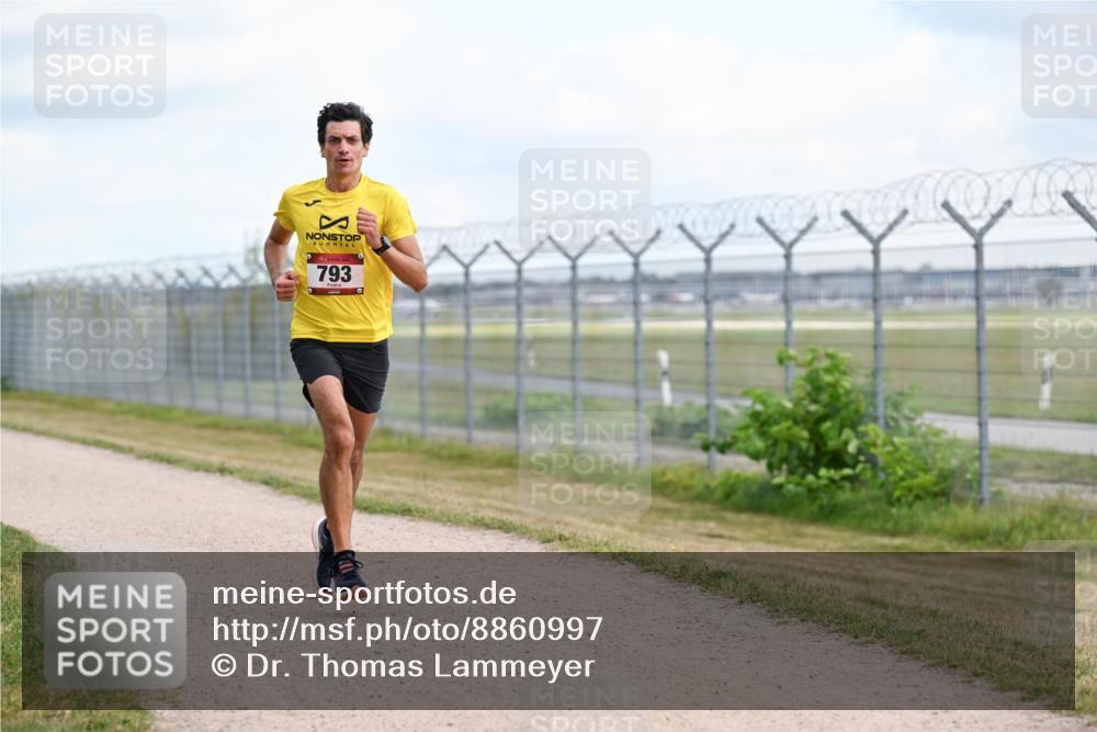 14.09.2025 - Airport Race Dr. Thomas Lammeyer http://msf.ph/oto/8860997 14.09.2025 11:53:21 Laufen 793 meine-sportfotos.de