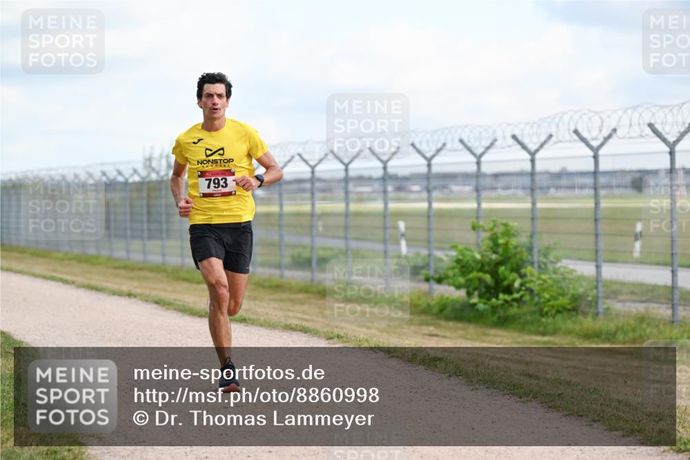 14.09.2025 - Airport Race Dr. Thomas Lammeyer http://msf.ph/oto/8860998 14.09.2025 11:53:22 Laufen 793 meine-sportfotos.de