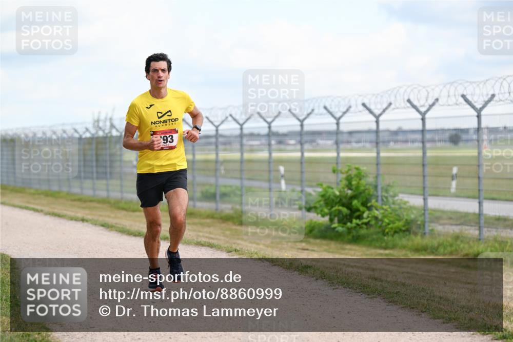 14.09.2025 - Airport Race Dr. Thomas Lammeyer http://msf.ph/oto/8860999 14.09.2025 11:53:22 Laufen 93 meine-sportfotos.de