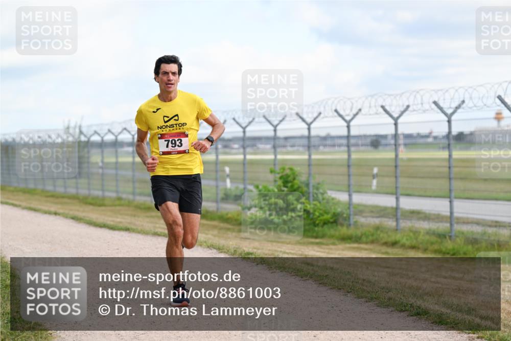 14.09.2025 - Airport Race Dr. Thomas Lammeyer http://msf.ph/oto/8861003 14.09.2025 11:53:22 Laufen 793 meine-sportfotos.de