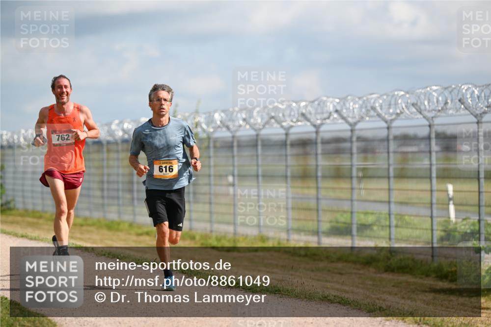 14.09.2025 - Airport Race Dr. Thomas Lammeyer http://msf.ph/oto/8861049 14.09.2025 11:54:19 Laufen 762, 90, 616 meine-sportfotos.de