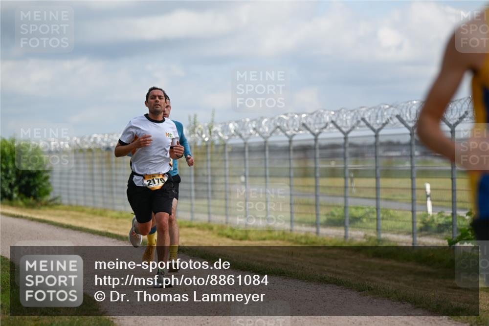 14.09.2025 - Airport Race Dr. Thomas Lammeyer http://msf.ph/oto/8861084 14.09.2025 11:54:26 Laufen 2175 meine-sportfotos.de