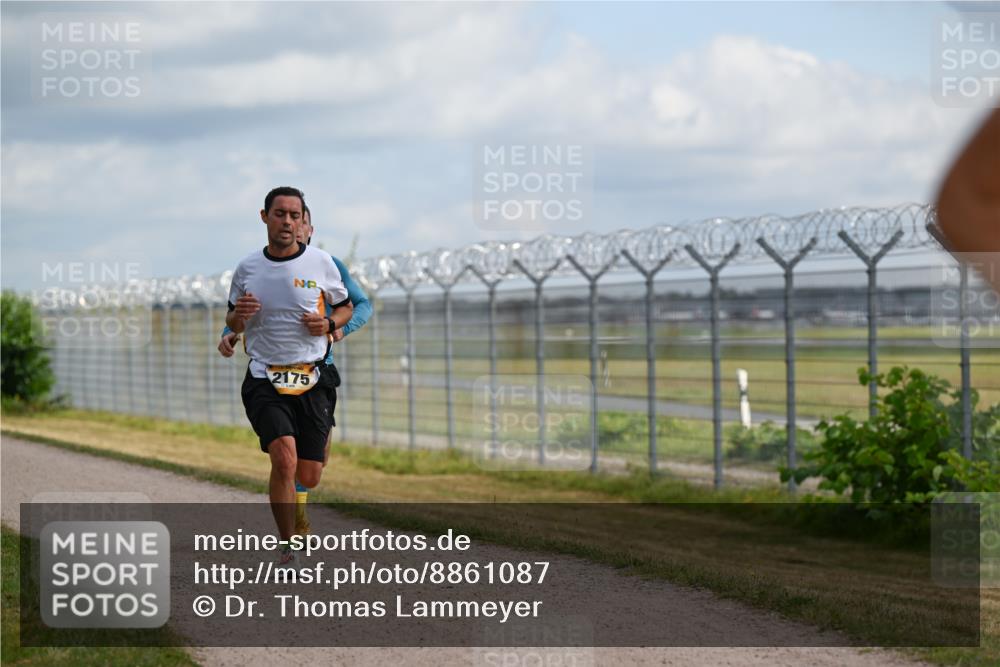 14.09.2025 - Airport Race Dr. Thomas Lammeyer http://msf.ph/oto/8861087 14.09.2025 11:54:26 Laufen 2175 meine-sportfotos.de