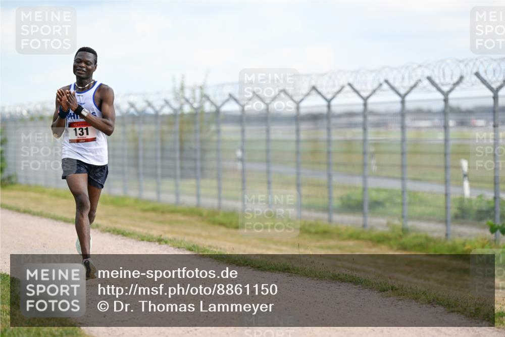 14.09.2025 - Airport Race Dr. Thomas Lammeyer http://msf.ph/oto/8861150 14.09.2025 11:54:55 Laufen 131 meine-sportfotos.de