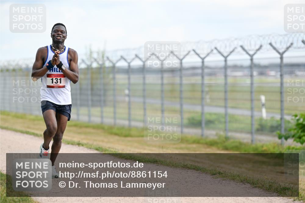 14.09.2025 - Airport Race Dr. Thomas Lammeyer http://msf.ph/oto/8861154 14.09.2025 11:54:56 Laufen 131 meine-sportfotos.de