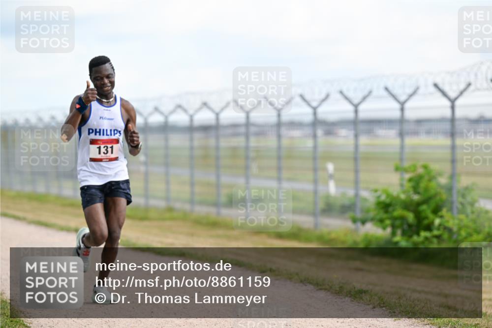 14.09.2025 - Airport Race Dr. Thomas Lammeyer http://msf.ph/oto/8861159 14.09.2025 11:54:56 Laufen 131 meine-sportfotos.de