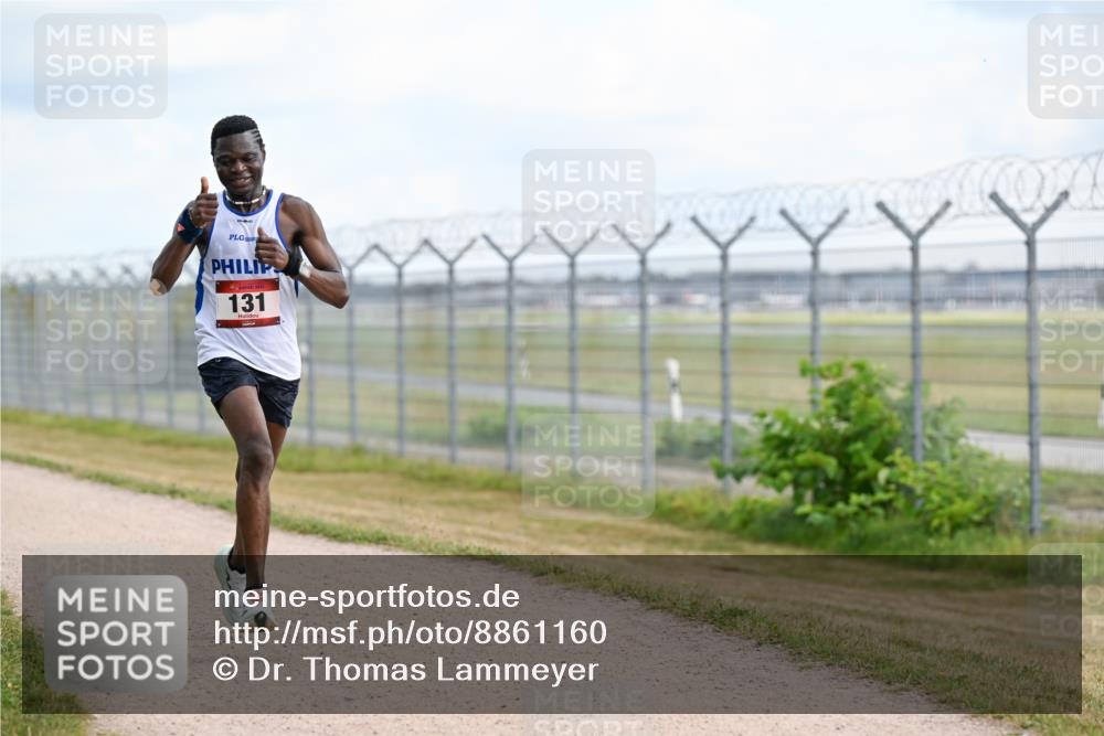 14.09.2025 - Airport Race Dr. Thomas Lammeyer http://msf.ph/oto/8861160 14.09.2025 11:54:57 Laufen 131 meine-sportfotos.de