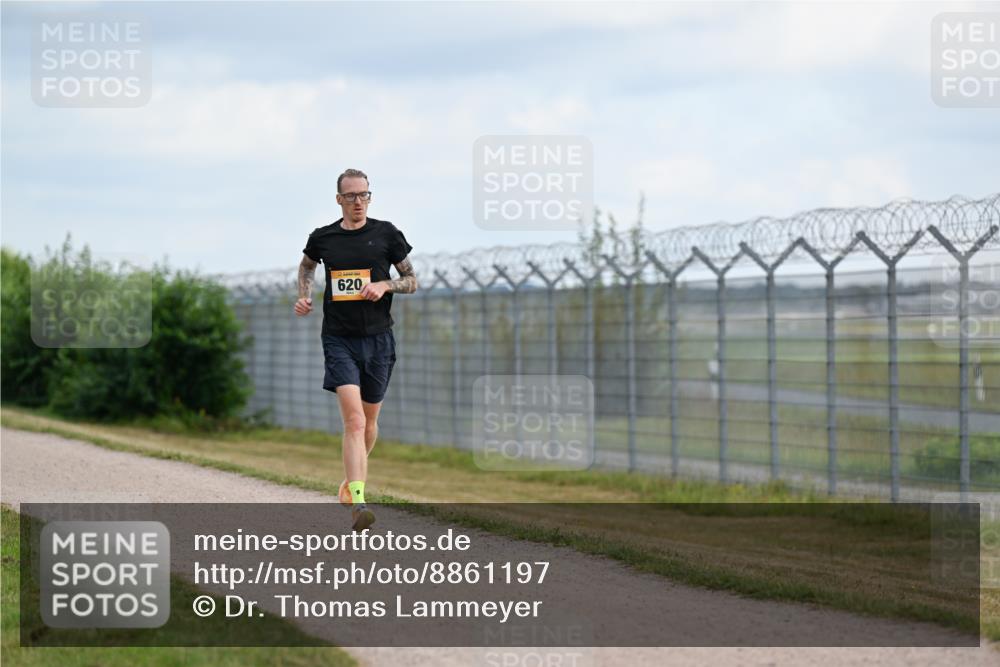 14.09.2025 - Airport Race Dr. Thomas Lammeyer http://msf.ph/oto/8861197 14.09.2025 11:55:32 Laufen 620 meine-sportfotos.de