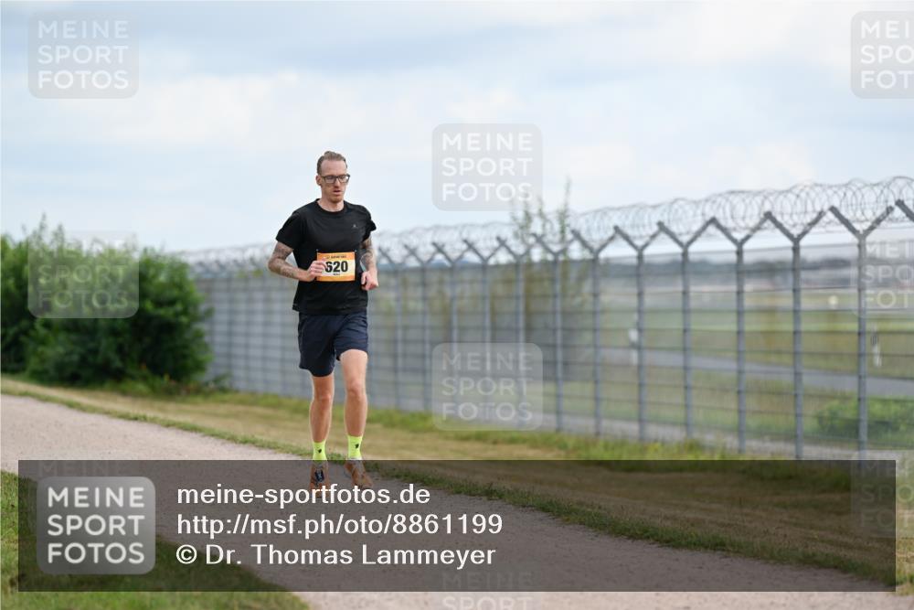 14.09.2025 - Airport Race Dr. Thomas Lammeyer http://msf.ph/oto/8861199 14.09.2025 11:55:33 Laufen 620 meine-sportfotos.de