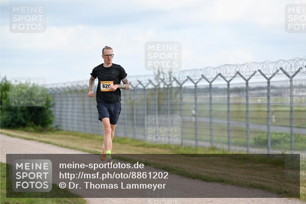 14.09.2025 - Airport Race Dr. Thomas Lammeyer http://msf.ph/oto/8861202 14.09.2025 11:55:33 Laufen 620 meine-sportfotos.de