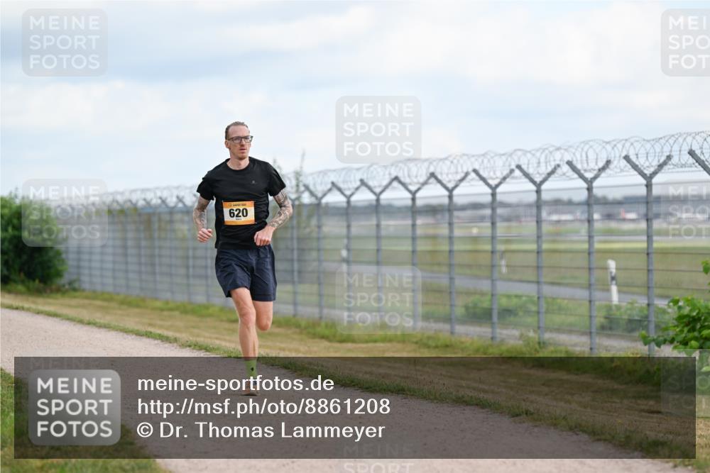 14.09.2025 - Airport Race Dr. Thomas Lammeyer http://msf.ph/oto/8861208 14.09.2025 11:55:34 Laufen 620 meine-sportfotos.de