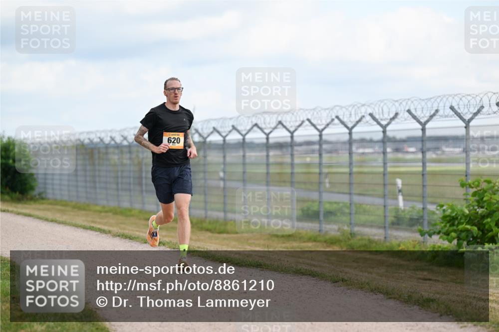 14.09.2025 - Airport Race Dr. Thomas Lammeyer http://msf.ph/oto/8861210 14.09.2025 11:55:34 Laufen 620 meine-sportfotos.de