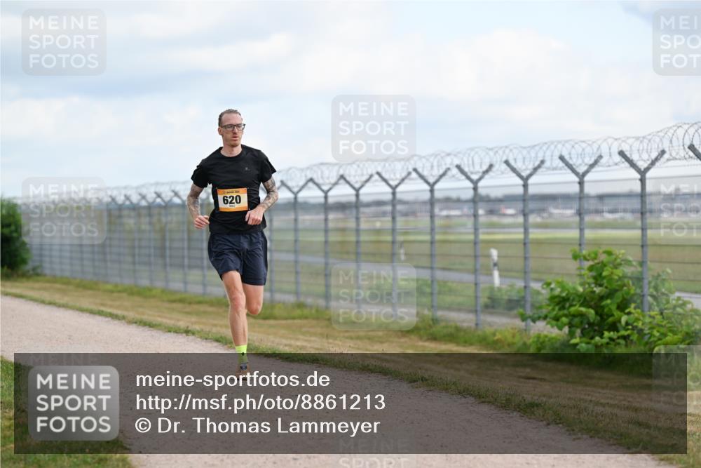 14.09.2025 - Airport Race Dr. Thomas Lammeyer http://msf.ph/oto/8861213 14.09.2025 11:55:34 Laufen 620 meine-sportfotos.de