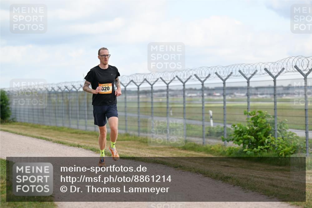 14.09.2025 - Airport Race Dr. Thomas Lammeyer http://msf.ph/oto/8861214 14.09.2025 11:55:35 Laufen 620 meine-sportfotos.de