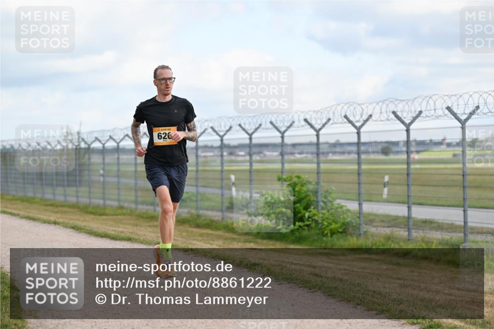 14.09.2025 - Airport Race Dr. Thomas Lammeyer http://msf.ph/oto/8861222 14.09.2025 11:55:36 Laufen 626 meine-sportfotos.de