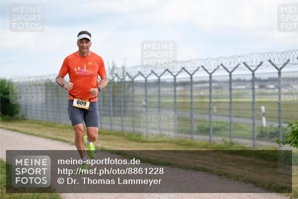 14.09.2025 - Airport Race Dr. Thomas Lammeyer http://msf.ph/oto/8861228 14.09.2025 11:55:41 Laufen 609 meine-sportfotos.de