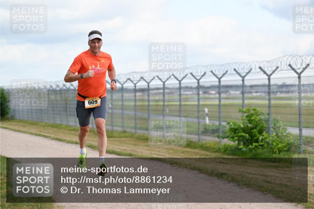 14.09.2025 - Airport Race Dr. Thomas Lammeyer http://msf.ph/oto/8861234 14.09.2025 11:55:42 Laufen 609 meine-sportfotos.de