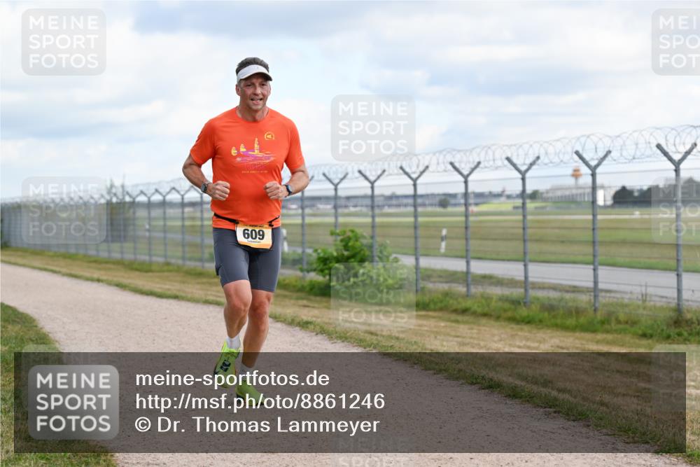 14.09.2025 - Airport Race Dr. Thomas Lammeyer http://msf.ph/oto/8861246 14.09.2025 11:55:43 Laufen 609 meine-sportfotos.de
