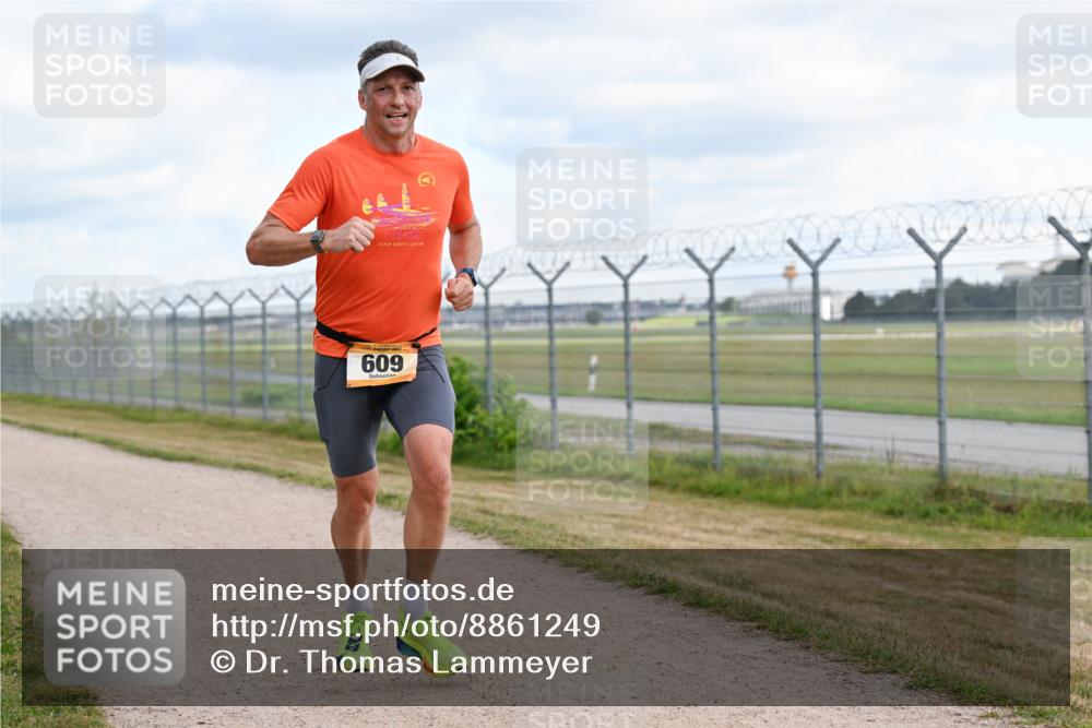 14.09.2025 - Airport Race Dr. Thomas Lammeyer http://msf.ph/oto/8861249 14.09.2025 11:55:44 Laufen 609 meine-sportfotos.de