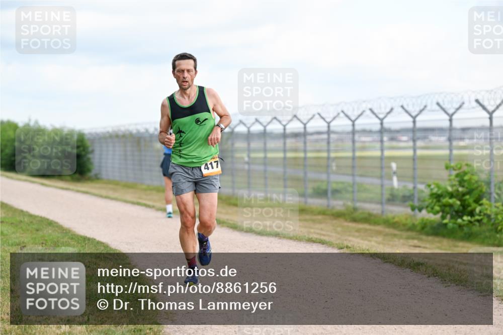 14.09.2025 - Airport Race Dr. Thomas Lammeyer http://msf.ph/oto/8861256 14.09.2025 11:56:04 Laufen 417 meine-sportfotos.de