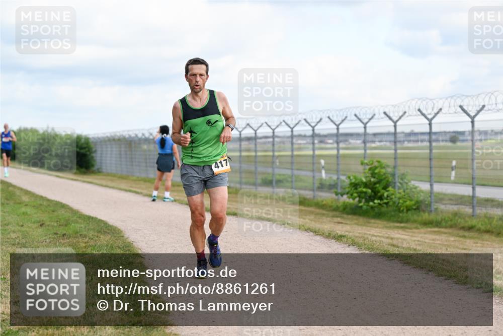 14.09.2025 - Airport Race Dr. Thomas Lammeyer http://msf.ph/oto/8861261 14.09.2025 11:56:04 Laufen 417 meine-sportfotos.de