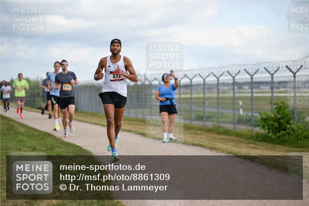 14.09.2025 - Airport Race Dr. Thomas Lammeyer http://msf.ph/oto/8861309 14.09.2025 11:56:29 Laufen 1123, 272 meine-sportfotos.de