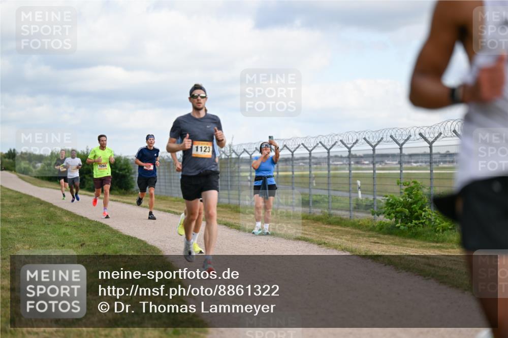 14.09.2025 - Airport Race Dr. Thomas Lammeyer http://msf.ph/oto/8861322 14.09.2025 11:56:31 Laufen 1265, 1123 meine-sportfotos.de