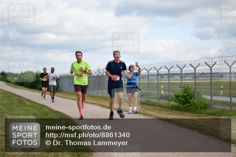 14.09.2025 - Airport Race Dr. Thomas Lammeyer http://msf.ph/oto/8861340 14.09.2025 11:56:34 Laufen 1265 meine-sportfotos.de