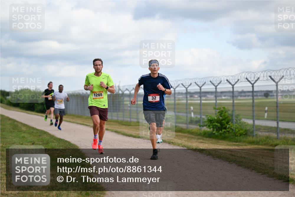 14.09.2025 - Airport Race Dr. Thomas Lammeyer http://msf.ph/oto/8861344 14.09.2025 11:56:35 Laufen 1265, 32 meine-sportfotos.de