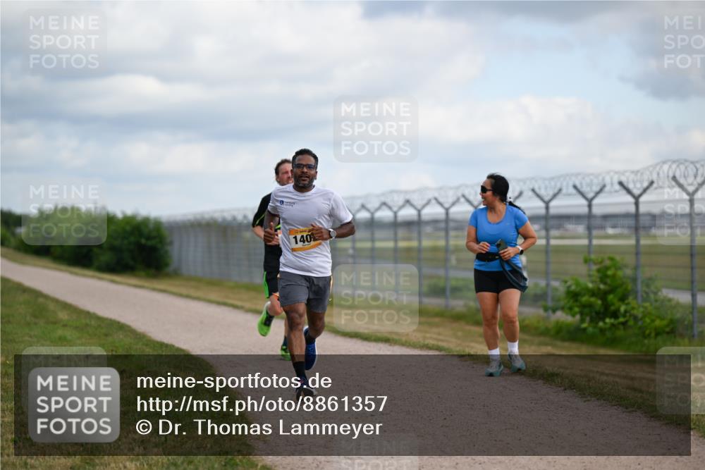 14.09.2025 - Airport Race Dr. Thomas Lammeyer http://msf.ph/oto/8861357 14.09.2025 11:56:39 Laufen 140 meine-sportfotos.de