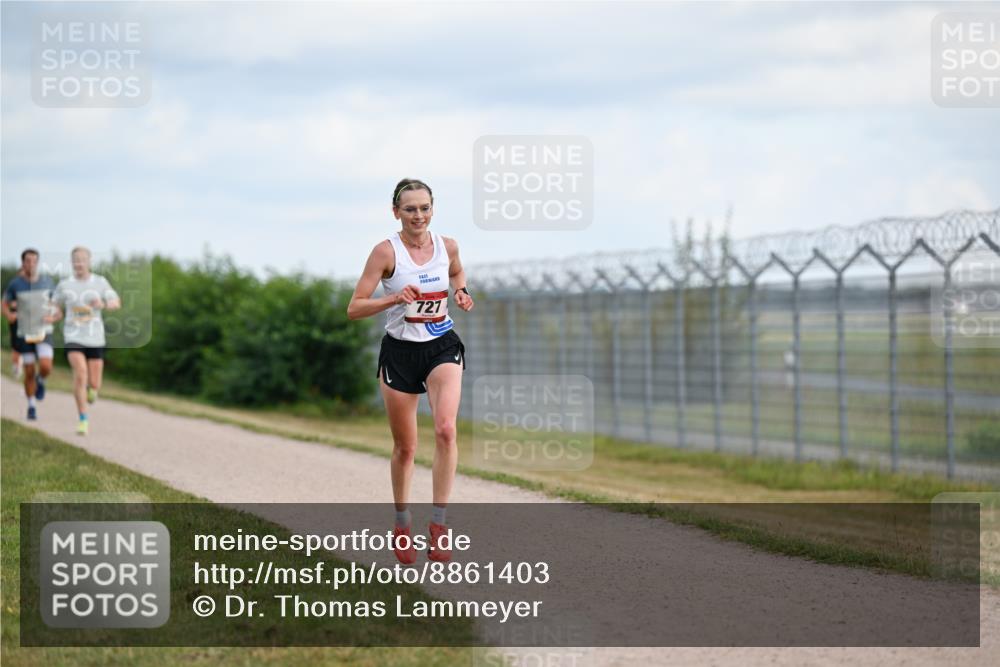 14.09.2025 - Airport Race Dr. Thomas Lammeyer http://msf.ph/oto/8861403 14.09.2025 11:57:10 Laufen 727 meine-sportfotos.de