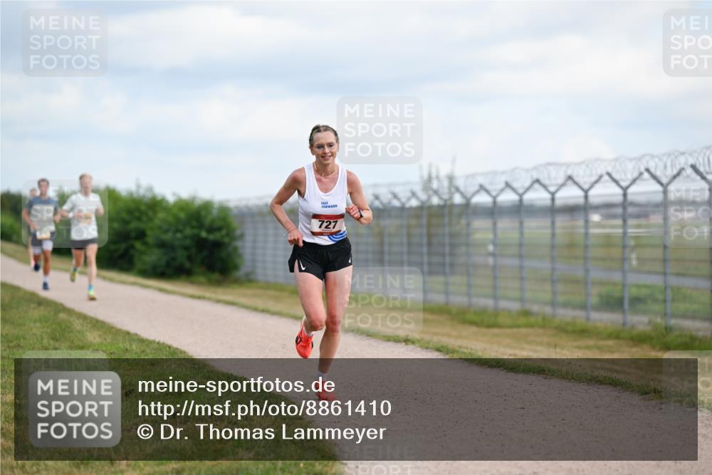 14.09.2025 - Airport Race Dr. Thomas Lammeyer http://msf.ph/oto/8861410 14.09.2025 11:57:11 Laufen 727 meine-sportfotos.de