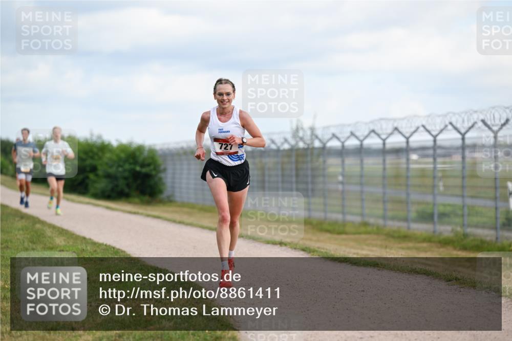 14.09.2025 - Airport Race Dr. Thomas Lammeyer http://msf.ph/oto/8861411 14.09.2025 11:57:11 Laufen 727 meine-sportfotos.de