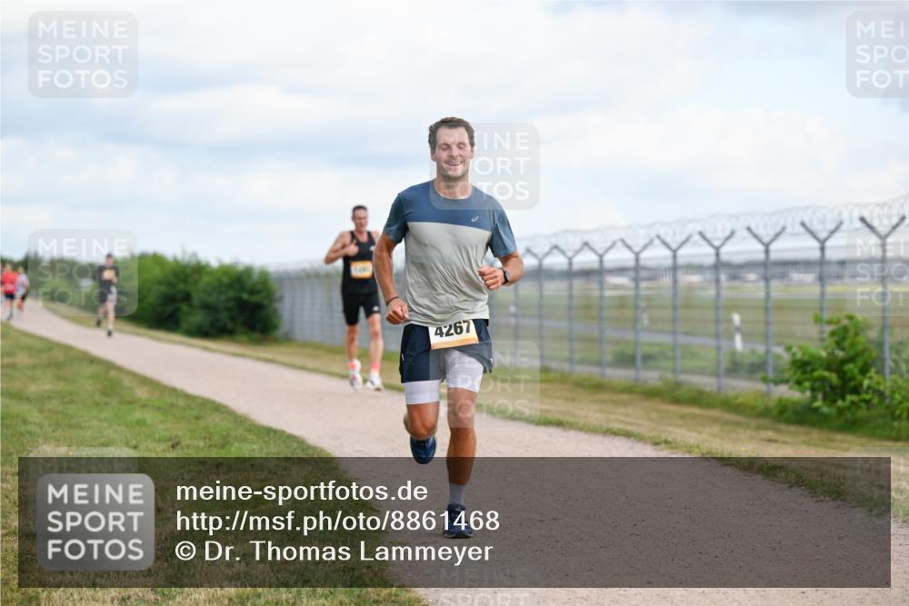 14.09.2025 - Airport Race Dr. Thomas Lammeyer http://msf.ph/oto/8861468 14.09.2025 11:57:21 Laufen 4267 meine-sportfotos.de