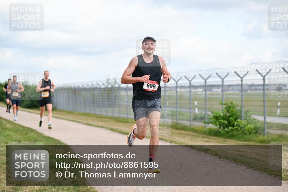 14.09.2025 - Airport Race Dr. Thomas Lammeyer http://msf.ph/oto/8861595 14.09.2025 11:57:56 Laufen 699 meine-sportfotos.de