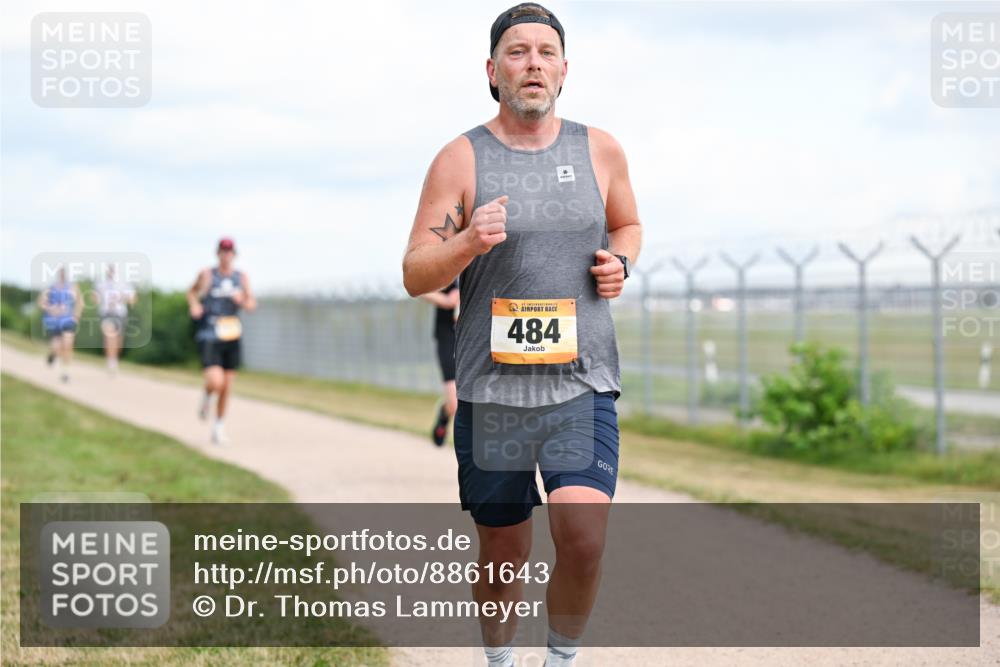 14.09.2025 - Airport Race Dr. Thomas Lammeyer http://msf.ph/oto/8861643 14.09.2025 11:58:04 Laufen 484 meine-sportfotos.de