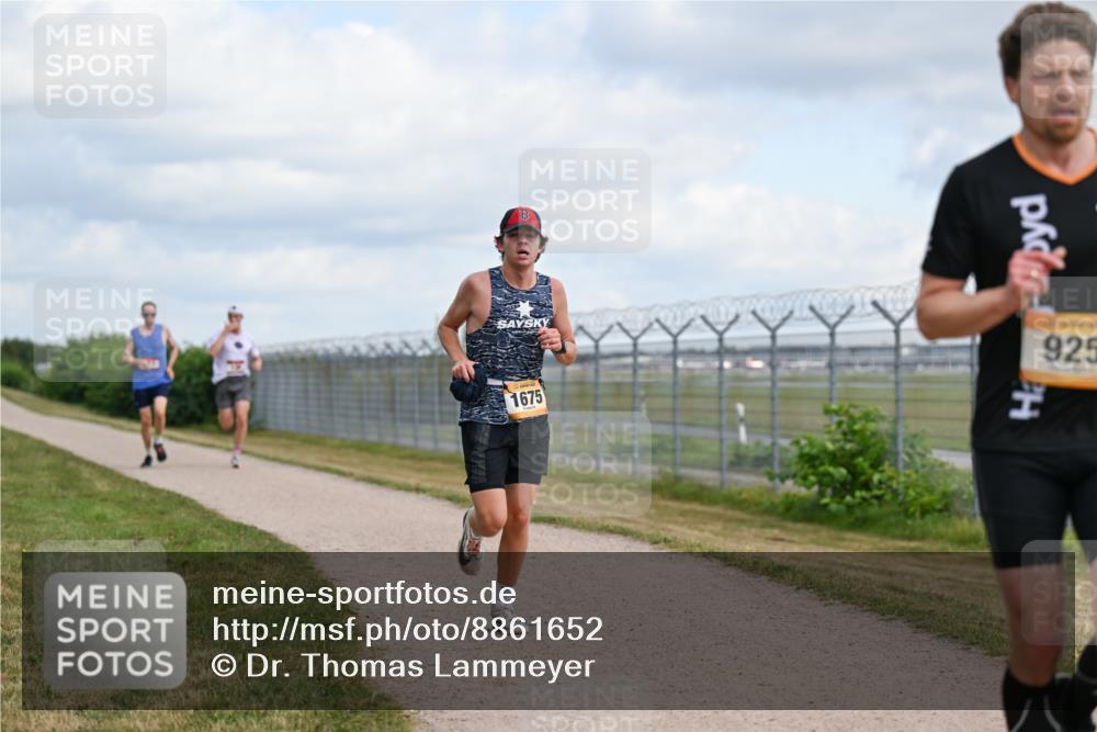 14.09.2025 - Airport Race Dr. Thomas Lammeyer http://msf.ph/oto/8861652 14.09.2025 11:58:07 Laufen 1675, 925 meine-sportfotos.de