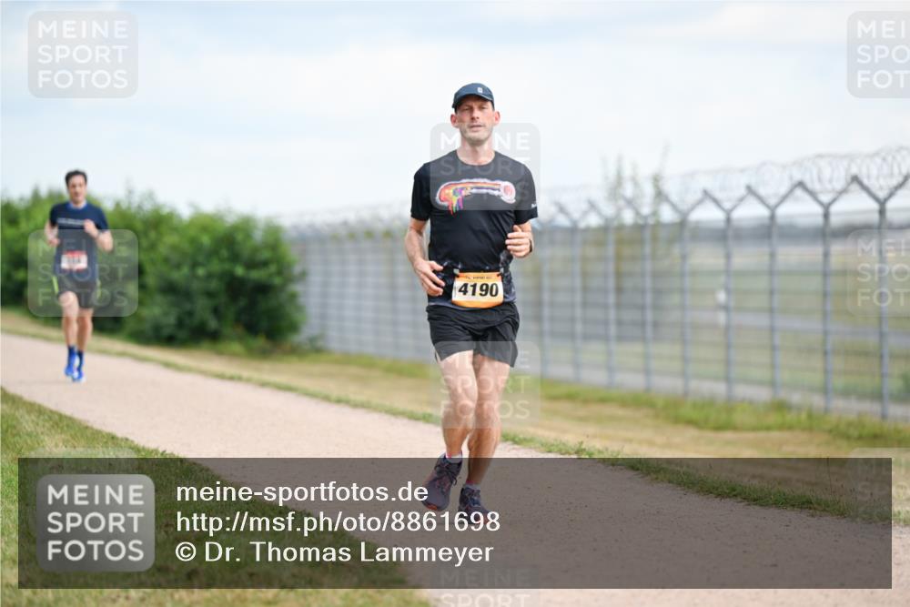 14.09.2025 - Airport Race Dr. Thomas Lammeyer http://msf.ph/oto/8861698 14.09.2025 11:58:24 Laufen 4190 meine-sportfotos.de